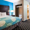 Отель Travelodge by Wyndham San Antonio Downtown Northeast, фото 5