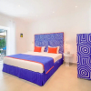 Отель Beachfront Villa Sorrento & private sea access, фото 2