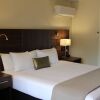 Отель Holiday Inn Queenstown Frankton Road, an IHG Hotel в Квинстауне