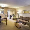 Отель Embassy Suites by Hilton Cleveland Beachwood в Бичвуде