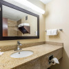 Отель Red Roof Inn PLUS+ & Suites Houston - IAH Airport SW, фото 10