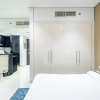 Отель SuperHost - Chic Studio on the 16th Floor in Business Bay, фото 6
