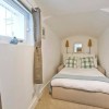 Отель Fantastic 3 Bed Apartment In Earls Court, фото 2