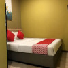 Отель OYO 228 Basic Hotel, фото 5