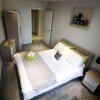 Отель StayZo Spacious Self-Catering Accommodation-3, фото 10