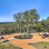 Отель Private Hill Country House w/ Deck on 7 Acres!, фото 19