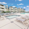 Отель Condos by Beach Vacations North, фото 27