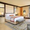 Отель The Ritz-Carlton Abu Dhabi, Grand Canal, фото 4