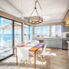 Отель Beachfront Malibu House by RedAwning, фото 12