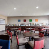 Отель Comfort Suites Lincoln North, фото 36