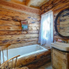 Отель Edelweiss Log Cabin, фото 12