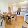 Отель Merlins Cabin - 2 Bed - Blaen Cedi Farm, фото 13