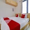 Отель OYO 92772 Losmen Diah Syariah, фото 7