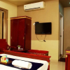 Отель Vista Rooms At Cst Sbs Road, фото 13