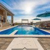 Отель Villa Zizi in Vrsi With 4 Bedrooms and 3 Bathrooms, фото 22