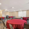 Отель Comfort Inn Charlotte Airport Uptown, фото 22