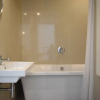 Отель Spacious 3 Bedroom Apartment in Cape Town, фото 10