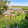 Отель Rosebud - Idyllic Cornwall Family Cottage With Countryside Views, фото 1