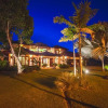 Отель Golf and Beach Resort Villa With Beautiful Sunsets Pool Golf Cart and Service Staff, фото 1