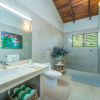Отель Tropical Retreat - Private Pool, Steps To Beach 2 Bedroom Villa by RedAwning, фото 7