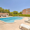 Отель Magnificent Mobile Home in Banjole With Swimming Pool, фото 14