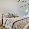 Отель Modern & Chic Gulfport Escape: Walk to Beach!, фото 5