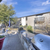 Отель Relating 1 BR Suite + Fitness Center, фото 34