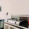 Отель Warm And Simply Look Studio Room Urbantown Serpong Apartment, фото 8