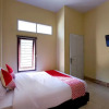 Отель Wijaya Kusuma Residence by OYO Rooms, фото 12