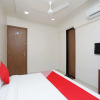 Отель OYO 11742 Hotel Aakiyo Rooms, фото 2