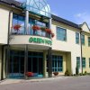 Отель Green Hotel в Коморники