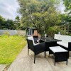 Отель 5 Bedrooms/sleeps 10-12/free Wifi & Parking/garden, фото 16