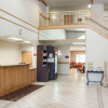 Отель Comfort Suites Airport, фото 12