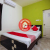 Отель Vaccinated Staff - OYO Flagship 70582 J Puneeth residence and lodging, фото 1