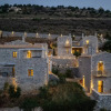 Отель Trapela Limeni Luxury Suites, фото 26