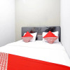 Отель OYO 90848 J&b Rooms Bekasi, фото 7