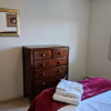 Отель Bright 2BR U/G parking LRT&Transit 1Min Walk, фото 4