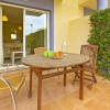Отель Comfortable 2-bedroom apartment near the beach, фото 12