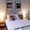 Отель Stylish Apartment in Edinburgh s New Town, фото 1