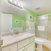 Отель New Listing - Remodeled Condo, фото 10