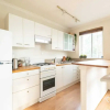 Отель Sunny 1 Bedroom Apartment in St Kilda Near the Beach, фото 10