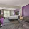 Отель La Quinta Inn & Suites by Wyndham Columbus North, фото 4