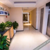 Отель City Comfort Hotel (Zhenjiang Dashikou Suning Plaza Store), фото 9