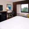 Отель Holiday Inn Express St. Louis Airport - Riverport, фото 5