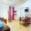 Отель Eclectic 3 bed Flat 10 Minutes From the Colosseum, фото 11