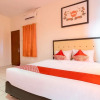 Отель Bakti Homestay By OYO Rooms, фото 16