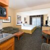 Отель Holiday Inn Express Suites Dinosaurland, фото 7