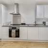 Отель Central 1-bed Apartment in Slough Sleeps 3!, фото 8