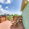 Отель Sunny Crystal Beach Cottage w/ Deck & Grill!, фото 23