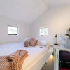 Отель Modern Family Home 350 meters to Town Centre, фото 5